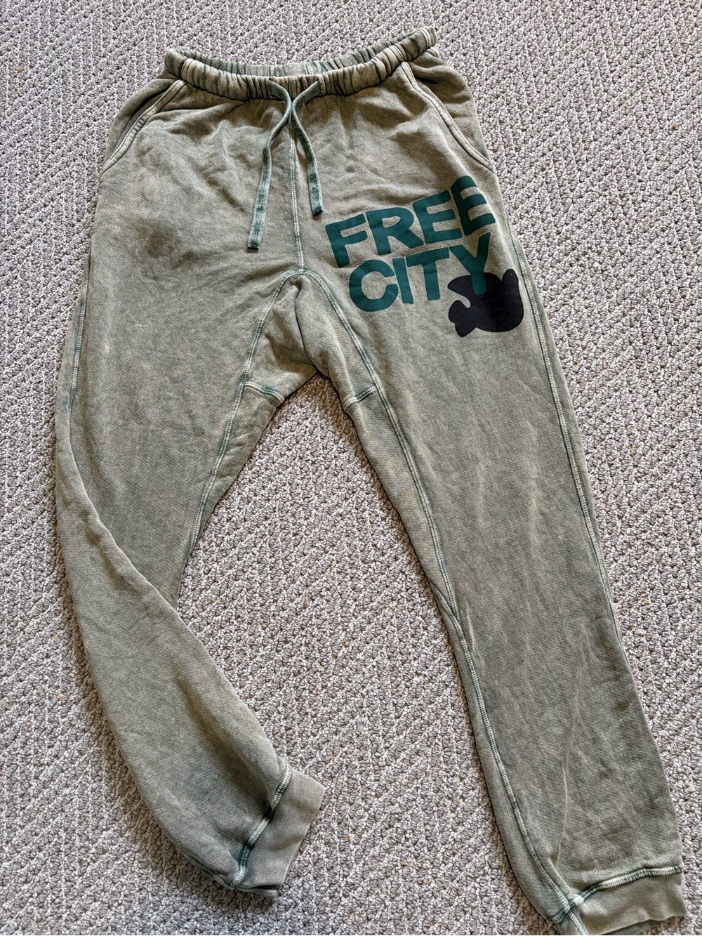 Free City superfluff sweatpants - Picture 2 of 7